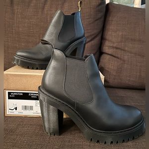 Dr. Martens Women’s Hurston Leather Heeled Chelsea Ankle Boots Black Size 9